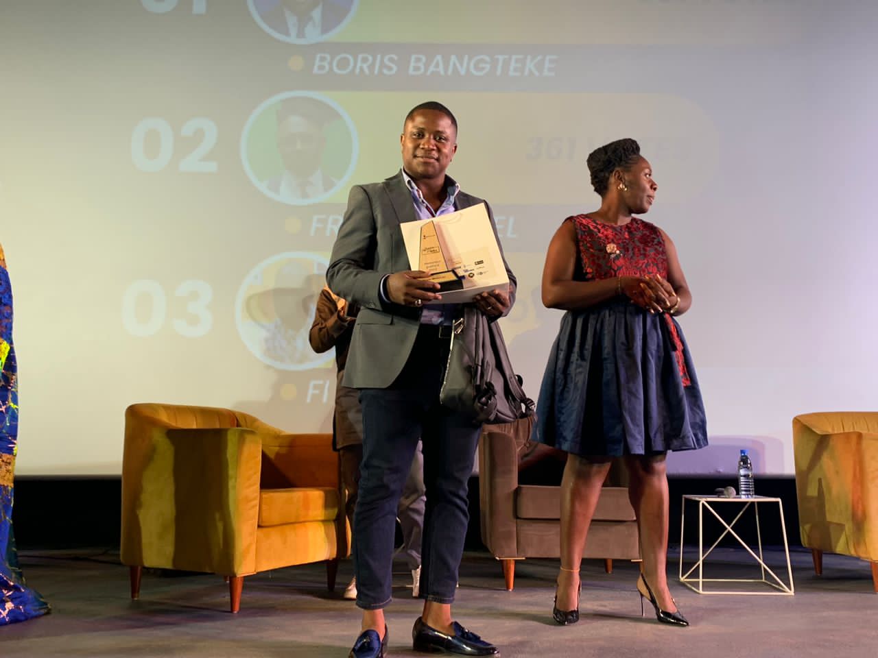 Awards des medias: des journalistes récompensés à Yaoundé