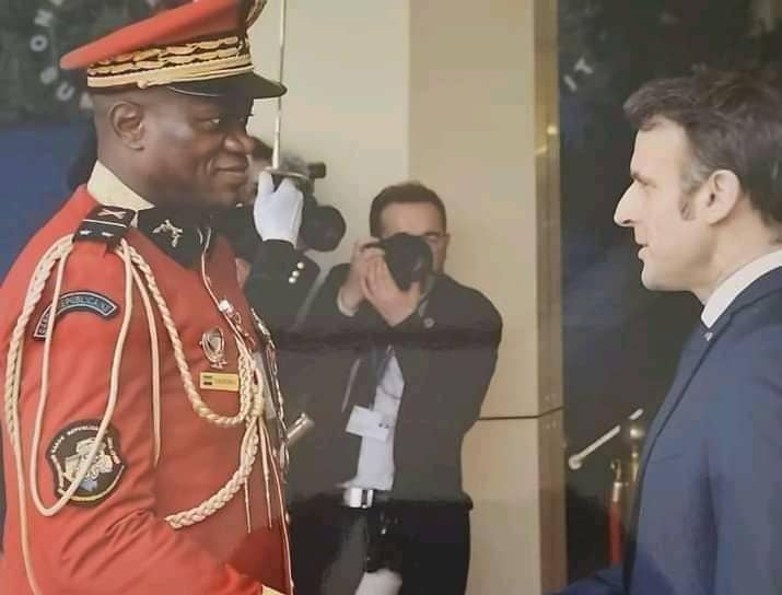 Gabon : le Général Oligui Nguema prend le commandement